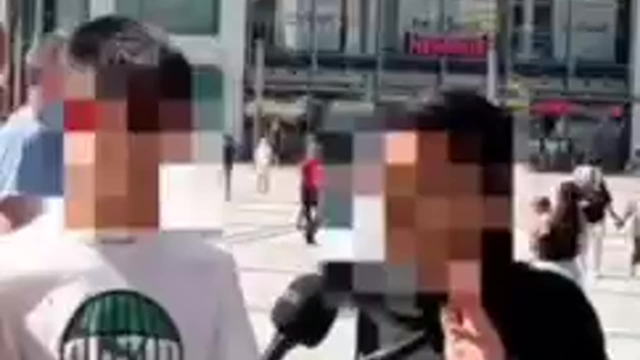 Arbeiten nix gut, kann deutsches Sklave besser.