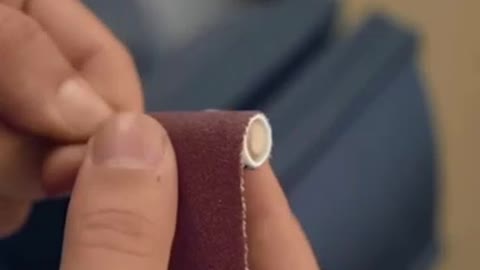 The small grinding wheel made of screws and sandpaper is very easy to use