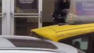 Thugs Rob Neiman Marcus in Broad Daylight!