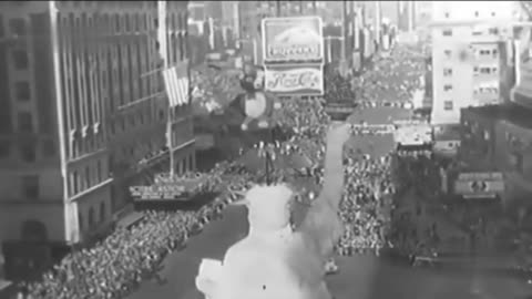 Primer desfile de Fiestas de fin de año en Estados Unidos de posguerra (1946)