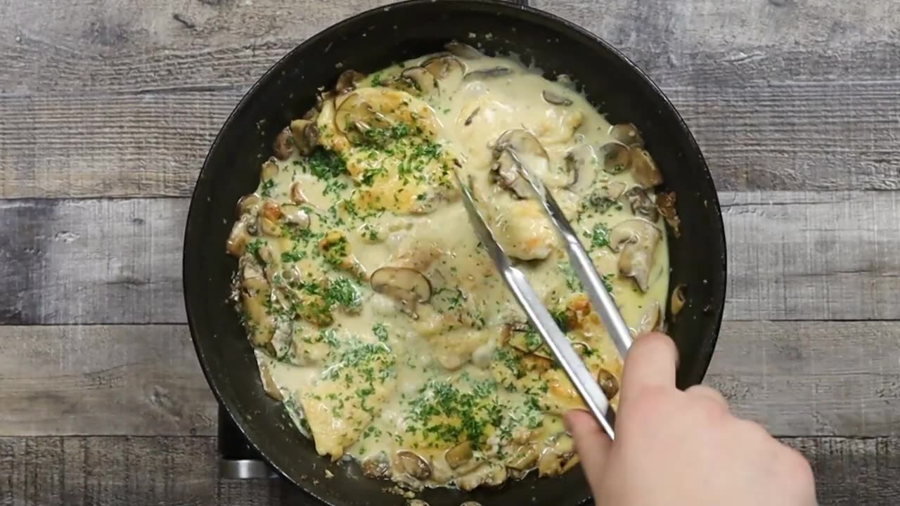 Chicken scallopini easy Italian chicken recipe