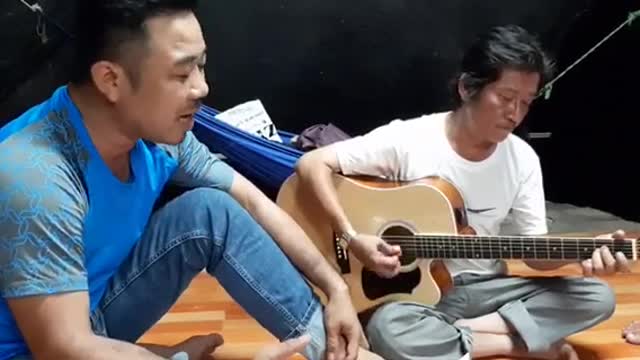 Chuyến xe ba người, guitar Thế Phương, trình bài Trần Chung