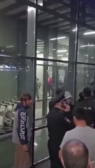 Dagestan: Muslimischer Mob will jüdische Flugzeug-Passagiere lynchen