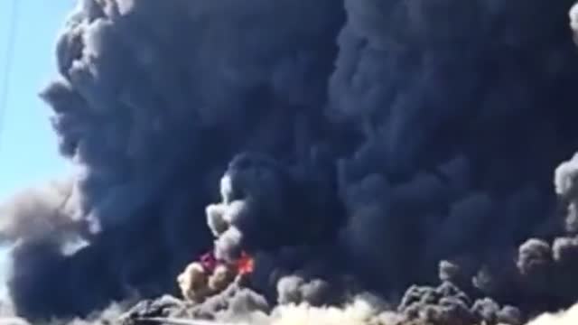 Massive fire at Walmart distribution center in Plainfield, Indiana