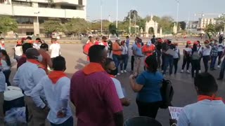 Transcaribe en crisis: plantón de empleados en la Torre del Reloj