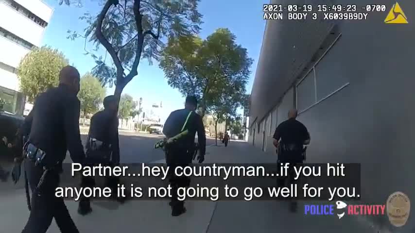 Tactical P.E. Seemingly New LAPD Officers Deal With Hammer and Hatchet Wielding Man