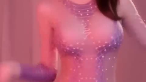 Asian Very Sexy Girl Dancing TIKTOK BIGO live