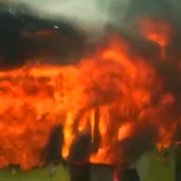 Video del incendio de bus de MEtrolinea a