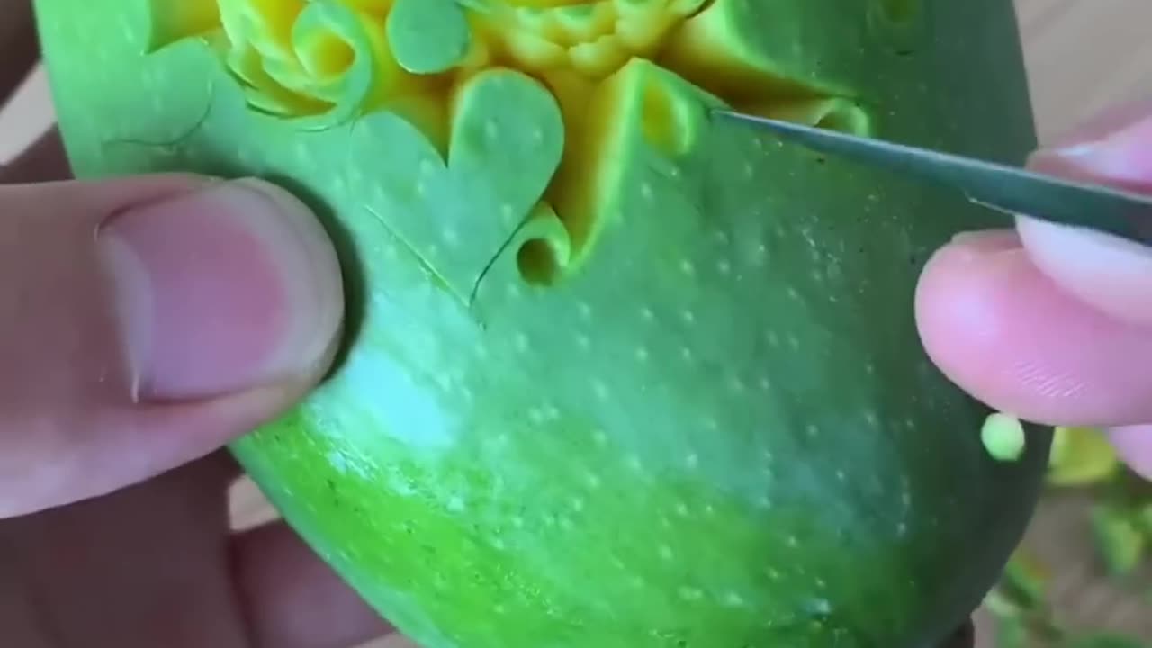 The talented chef's skill in cutting fruit Best cool tips and tricks .. #Art #creativity #viral