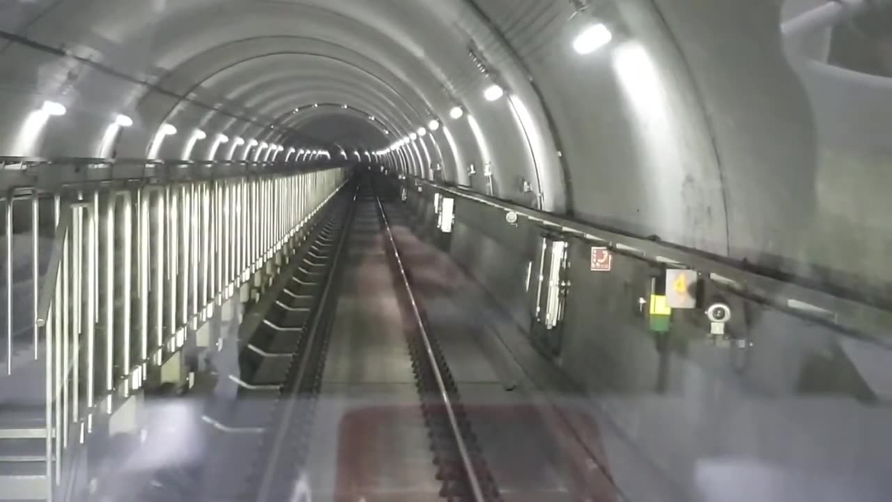 20200406_V3_S02(h4EU0rKgy4Q)1일 기관사가 되어보니 왜 갑자기 청와대가 떠오를까_