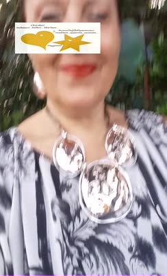 Outfit abito grigio/bianco/righe/fiori