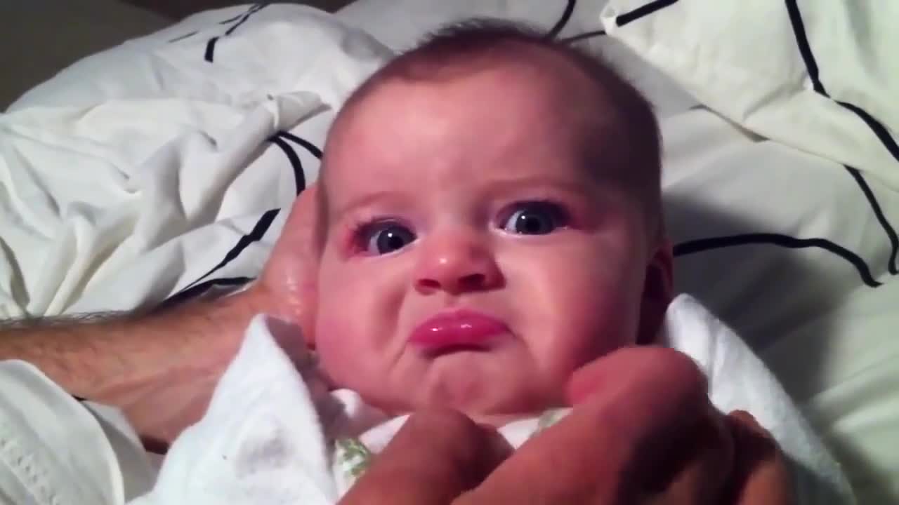 sad baby fanny video//djnaim123//n 2021