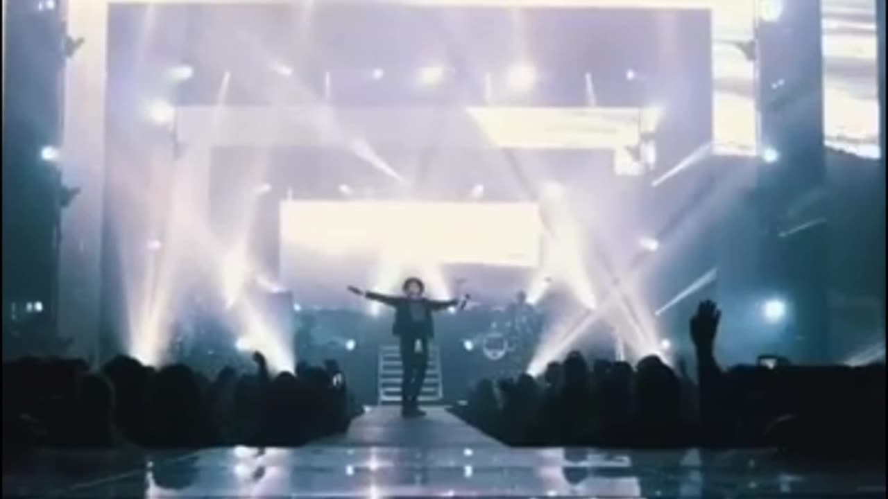 Hits Deep Tour '18 - I Just Need U.
