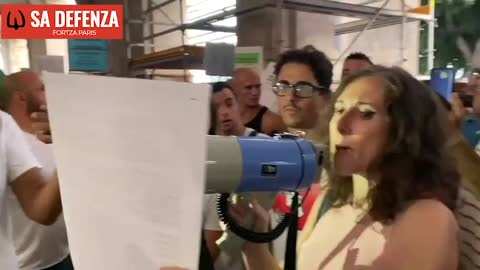 il popolo licenzia il sindaco di Cagliari