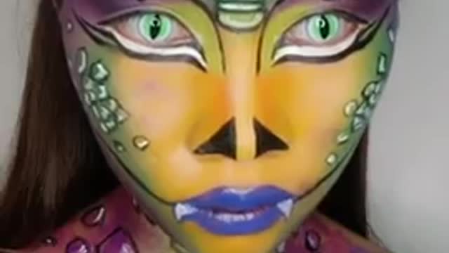 Strange Alert! woman Turning into Snake woman make-up creative snake reptile makeup