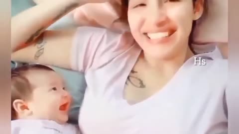 Adorable baby look for mommy.mp4