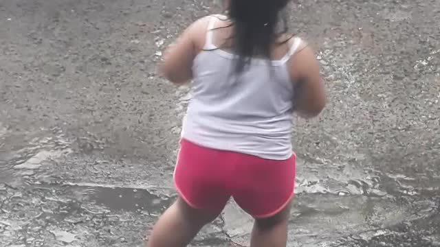 Little Girl Has Some Serious Moves