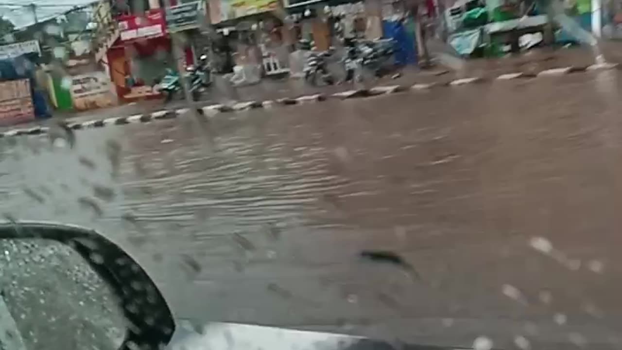 Heavy rain in india