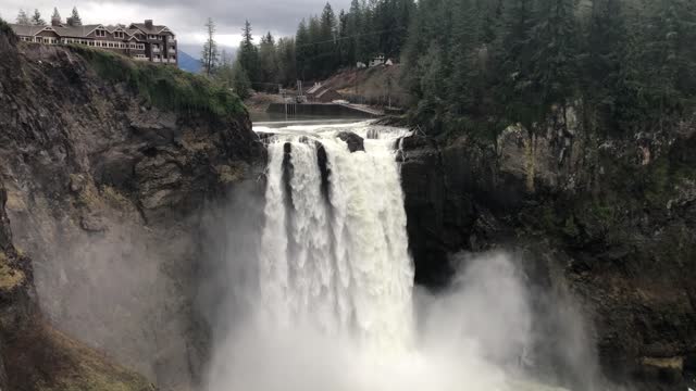 Snoqualmie Falls in seattle