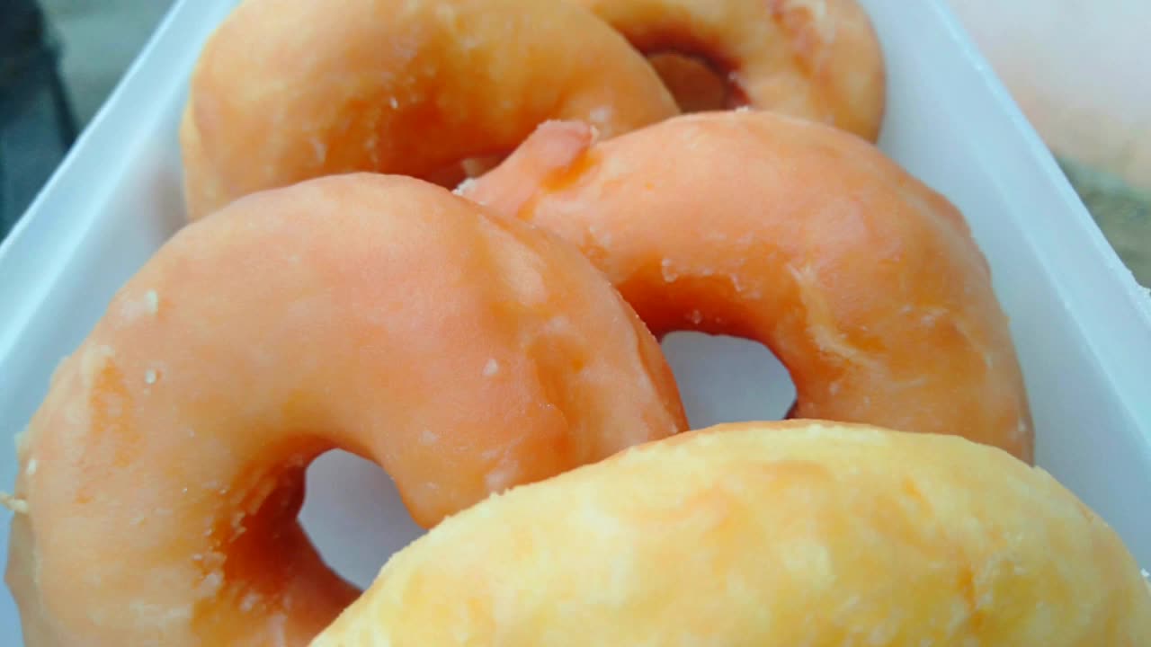 Homemade doughnuts no need donut cutter | Easy and affordable donut recipe