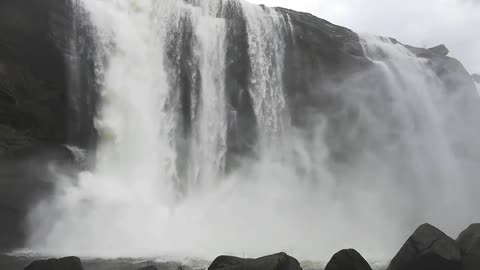 WATERFALLS SOUNDS TO HELP RELAX or MEDITATE