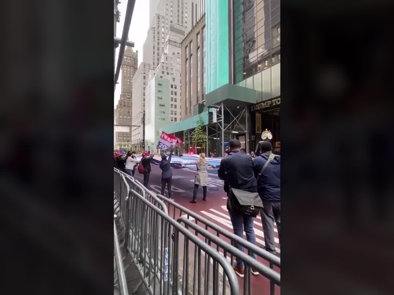 NYC Trump flag 10/2020