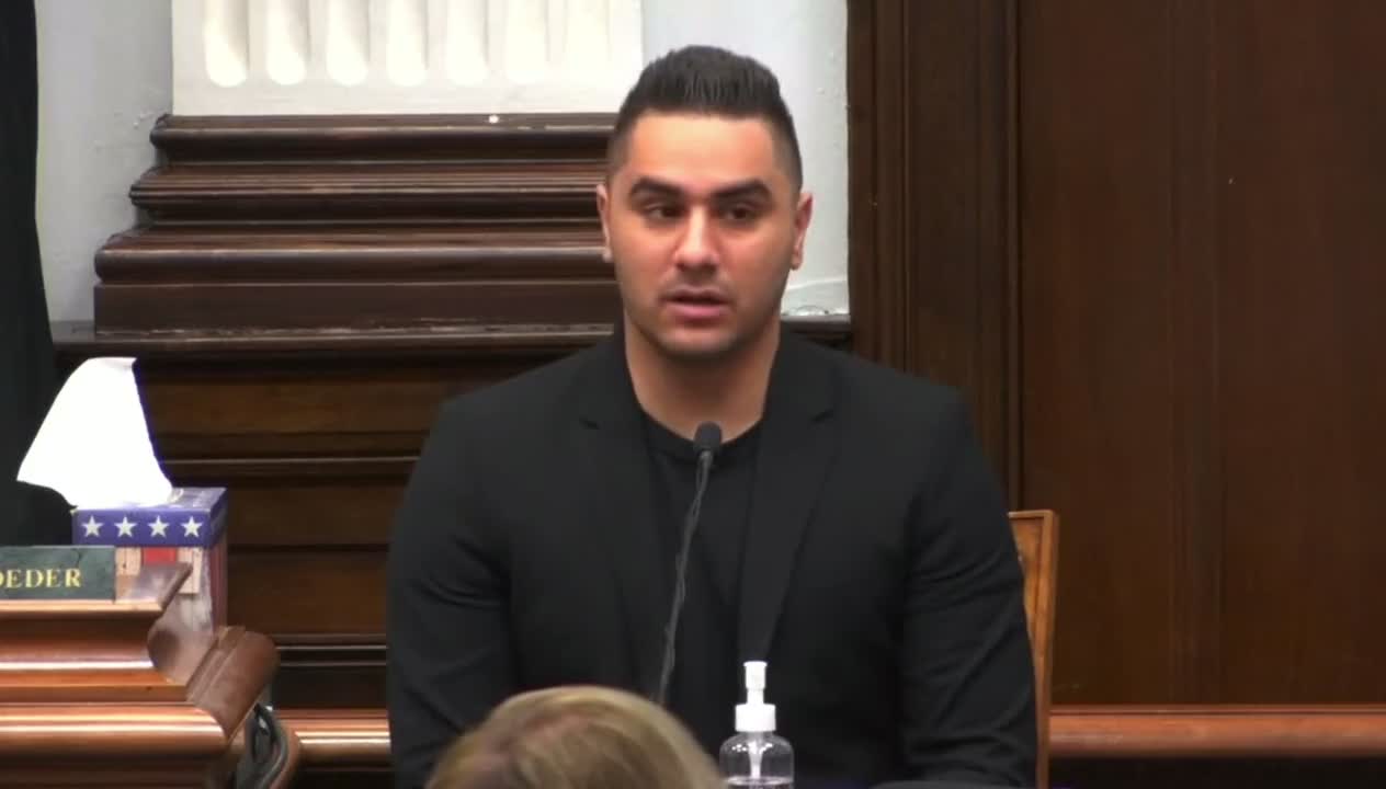 Journalist Drew Hernandez testifies that "Rosenbaum was charging Kyle Rittenhouse from behind"