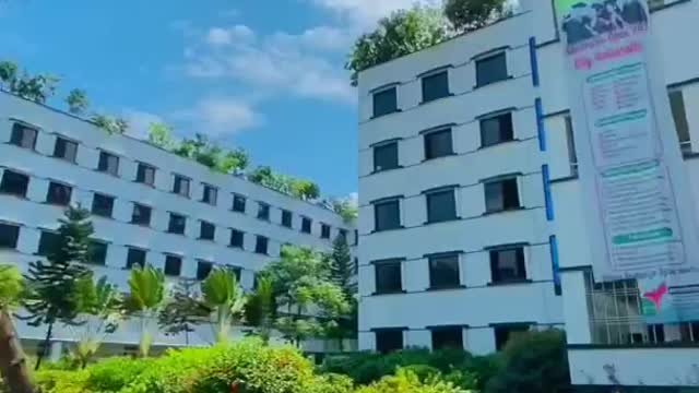 JUST AMAJZING UNIVERSITY❤️❤️