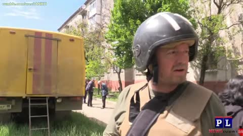 Patrick Lancaster - Russian - Ukraine War Civilians Under Fire Everyday (Special Report) 2022.05.13
