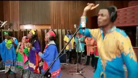 MIGHTY GOD { OFFICIAL VIDEO}. JOEPRAIZE FT SOWETO GOSPEL CHOIR .