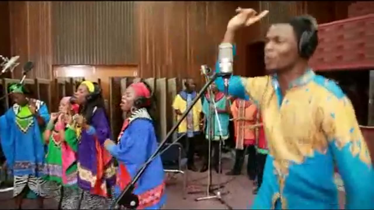 MIGHTY GOD { OFFICIAL VIDEO}. JOEPRAIZE FT SOWETO GOSPEL CHOIR .