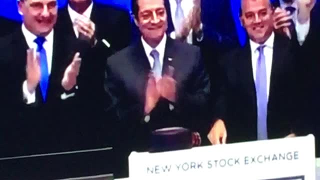 Closing bell showoff