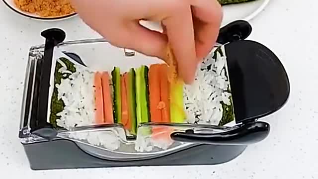 SUSHI WINDING MACHINE AT HOME