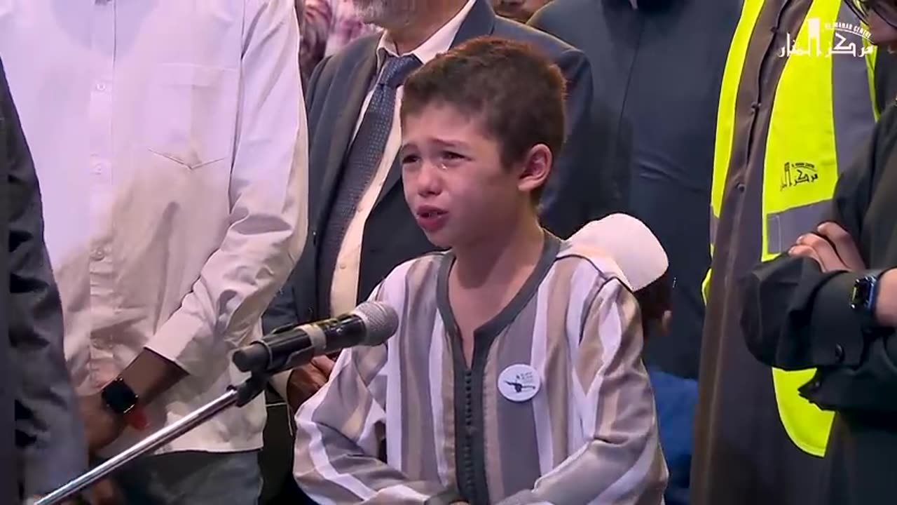 Heartbreaking Moment: Young Boy Breaks Down in Tears Talking to Mufti Menk"