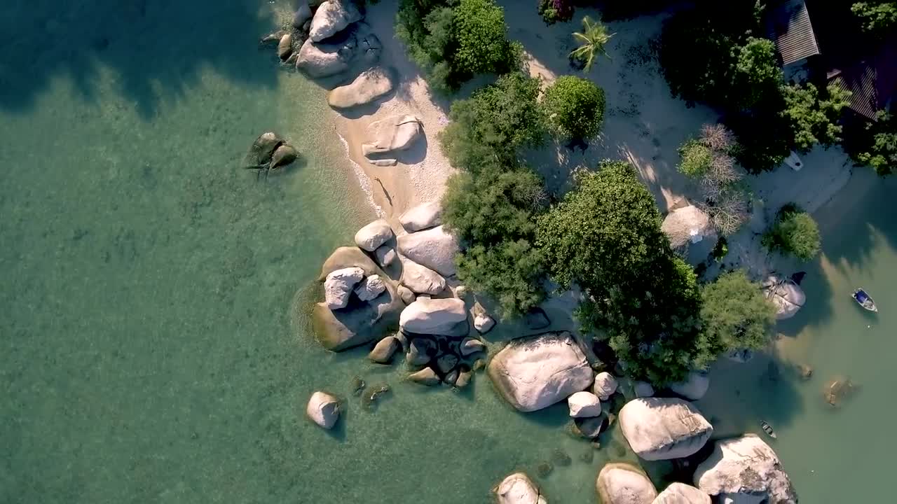 Top spinning shot of a quiet beach