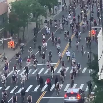 👊🏽 #BlackLivesMatter #BLM #NoJusticeNoPeace #GeorgeFloyd #nycprotests