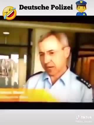 Russia Police vs German Police - Die Polizei, damit andere Dir helfen 😂😂😂😂😂