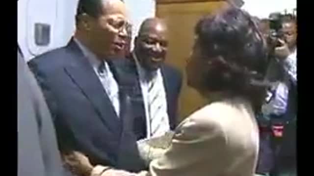 Dems flock to Farrakhan … Waters at Nation of Islam convention