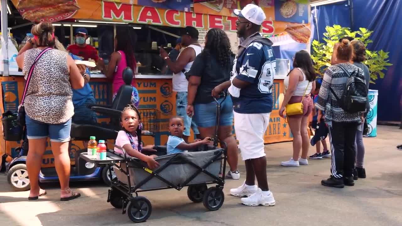 TWISTED TEXAS State Fair Sandwiches!!! Texans are INSANE-5