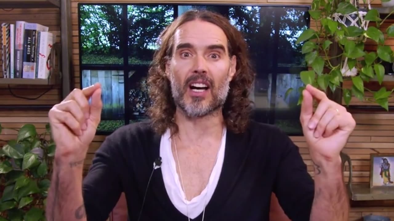 Russell Brand -gives PERFECT description of legacy media!