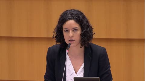 Manon Aubry se lâche