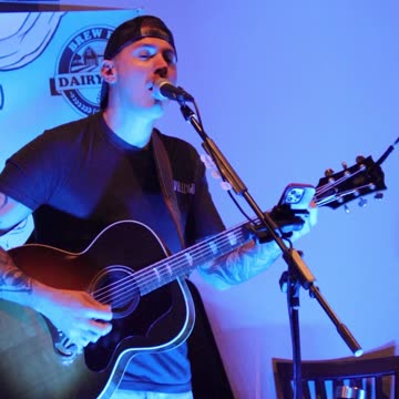 Dustin Lee sings Chris Stapleton's song White Horse