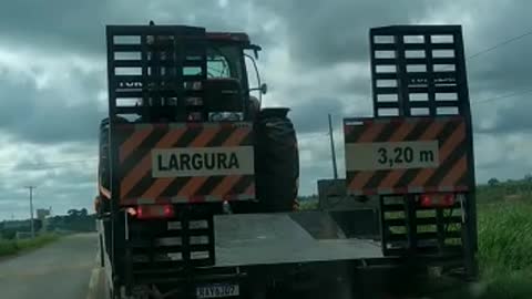 Caminhão na estrada 😱