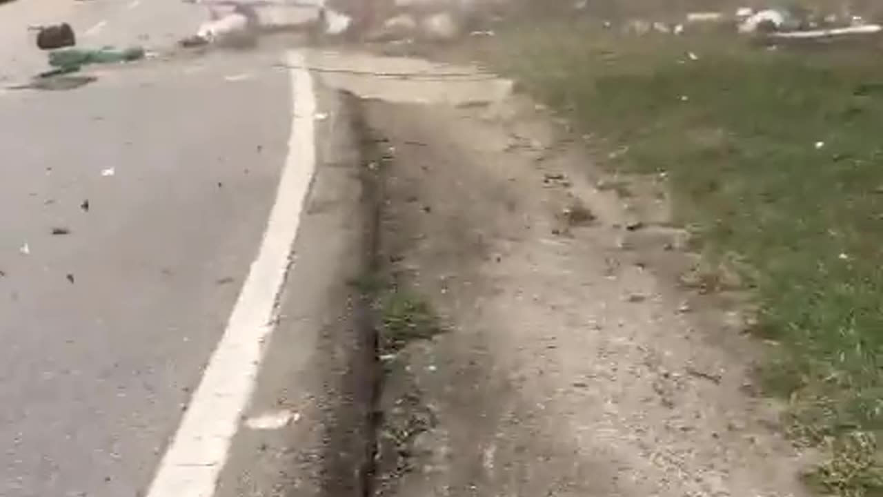 Accidente e tránsito en la vía La Vega - Villeta