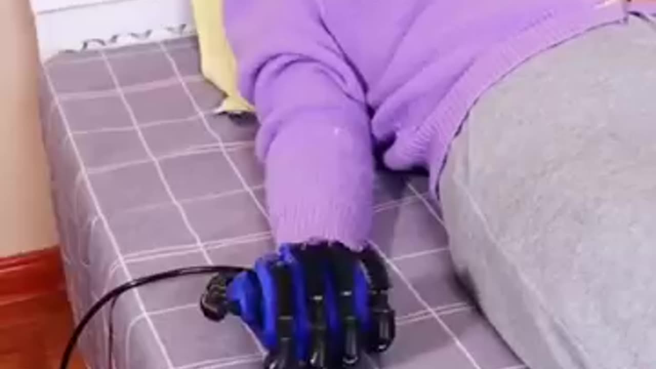 🔥 Automatic Robot Elderly Hand Finger Exercise Recovery Training