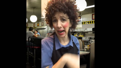 Waffle House Waitress haten on the new girl!