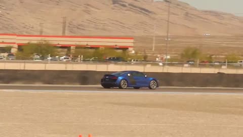 Audi R8 Through the Chicane