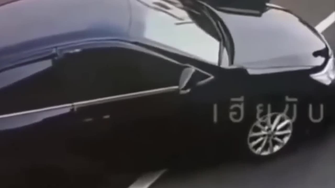 Road rage gone wrong. whoever this was had nothing to lose.