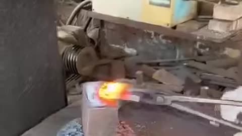 When Chinese magicians forge iron