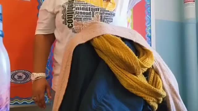 Wisconsin first-grade teacher leads her students in pledge of allegiance to the “Pan-African” flag.